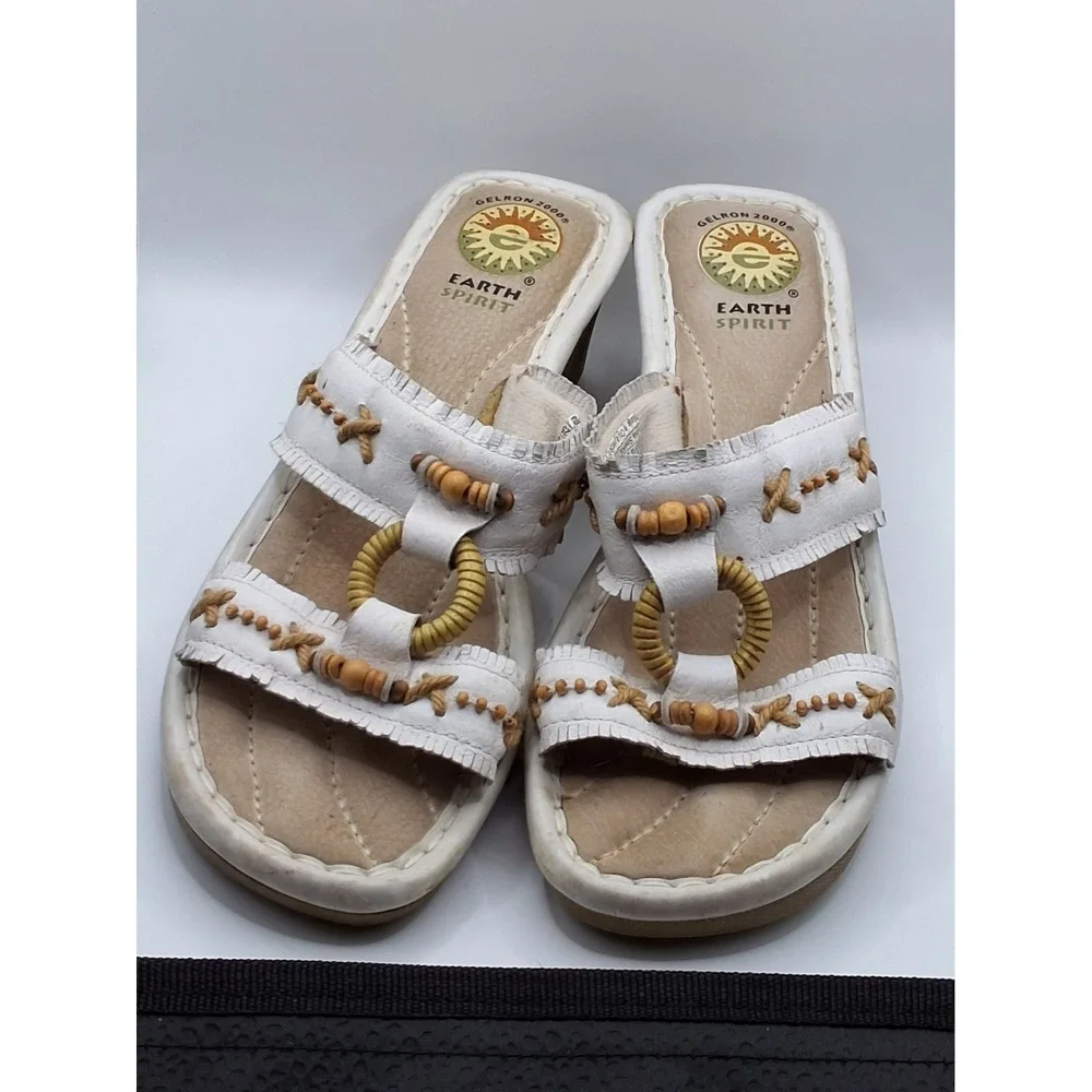 Earth Spirit Magnolia White Leather Wedge Sandals Boho Beaded Slides Womens 8